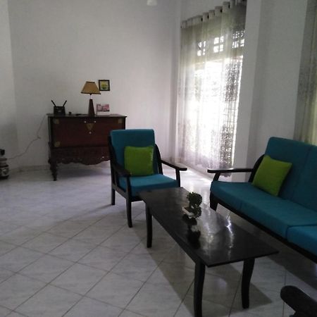 Anusha Apartment 15 Homestay Galle Ngoại thất bức ảnh