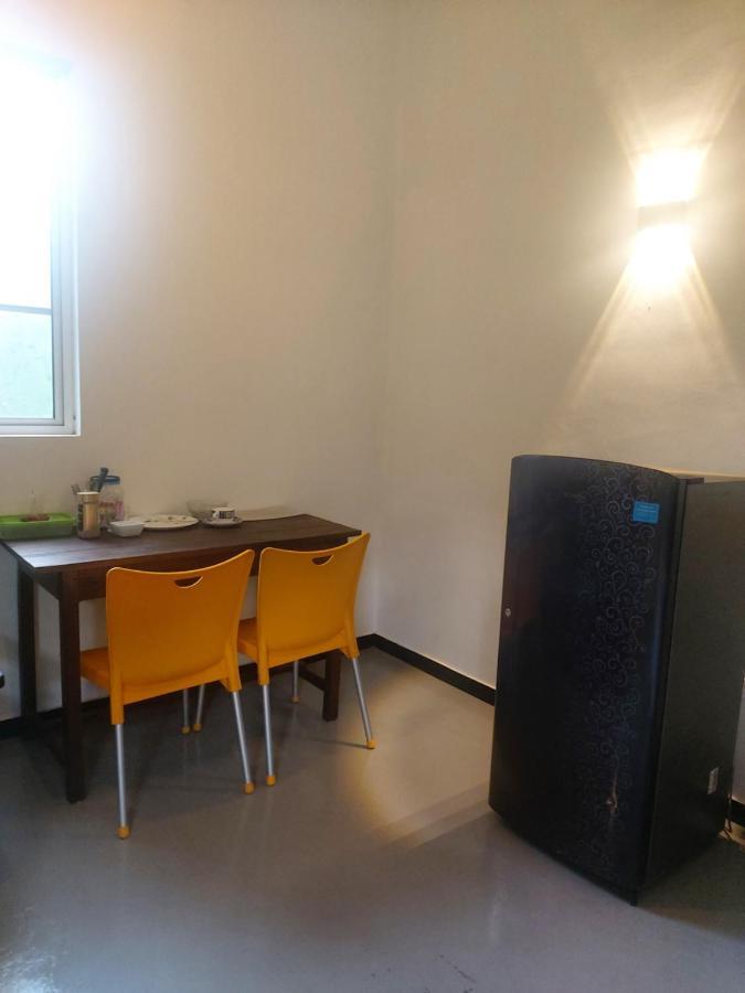 Anusha Apartment 15 Homestay Galle Ngoại thất bức ảnh