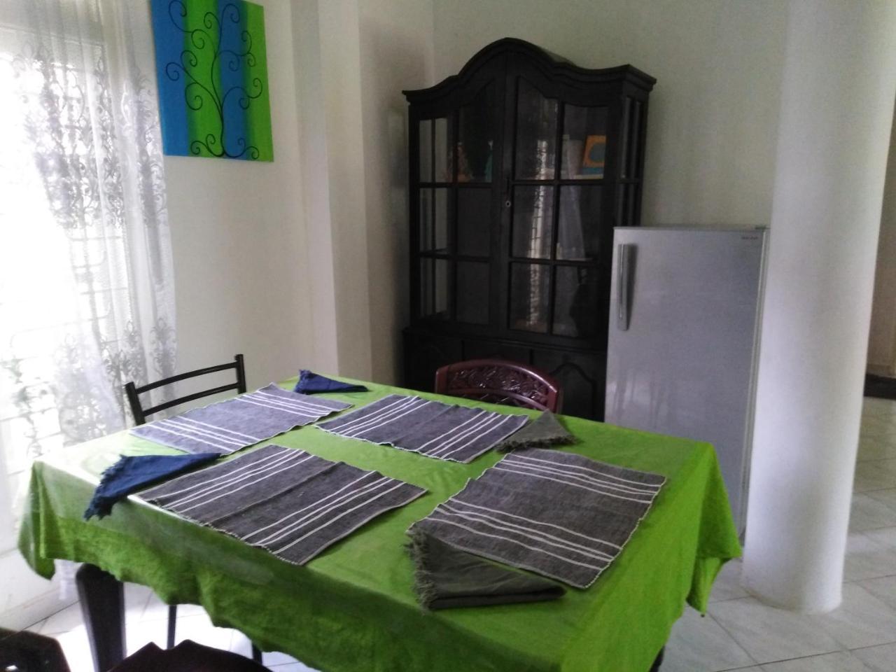 Anusha Apartment 15 Homestay Galle Ngoại thất bức ảnh