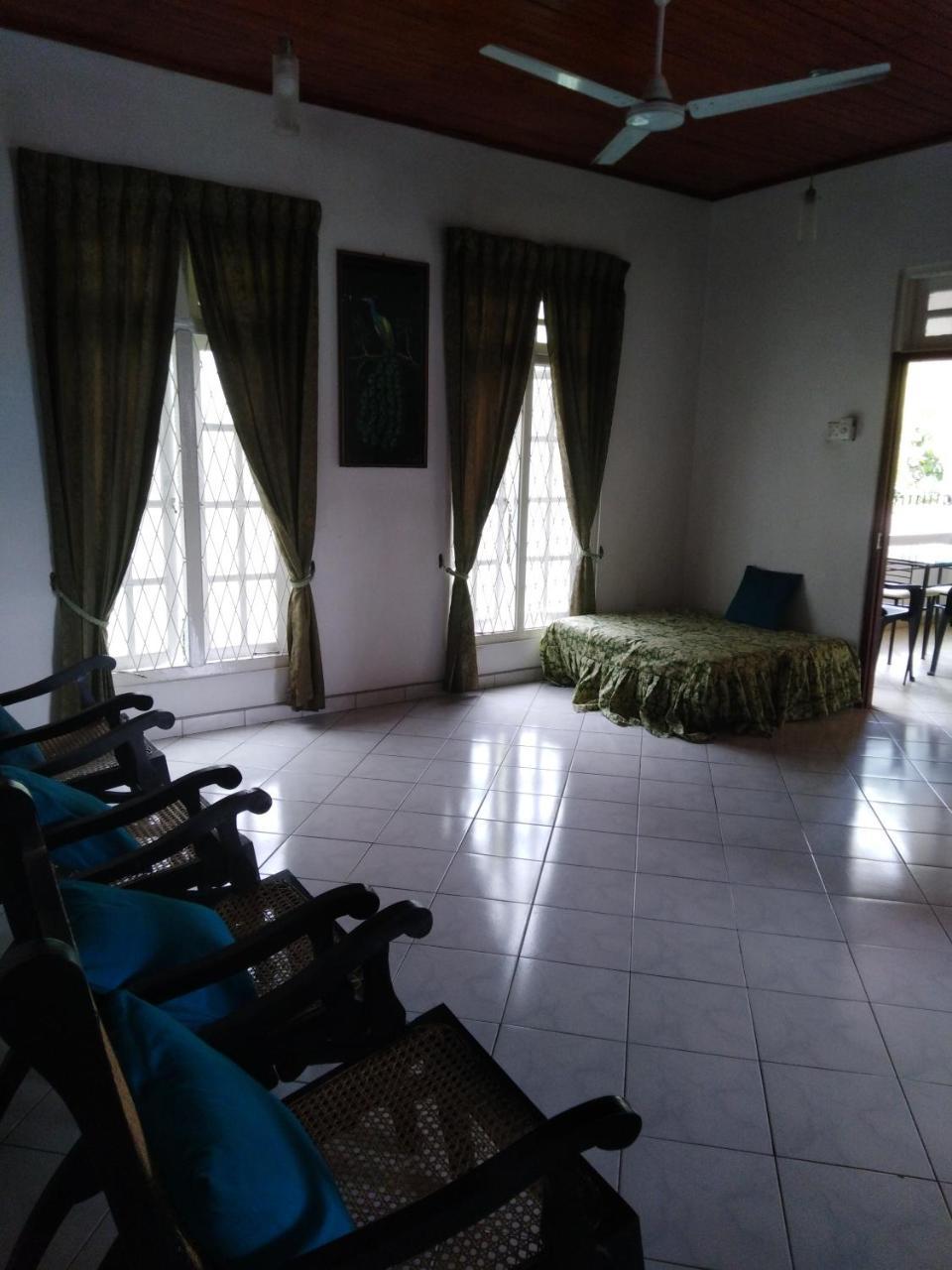 Anusha Apartment 15 Homestay Galle Ngoại thất bức ảnh