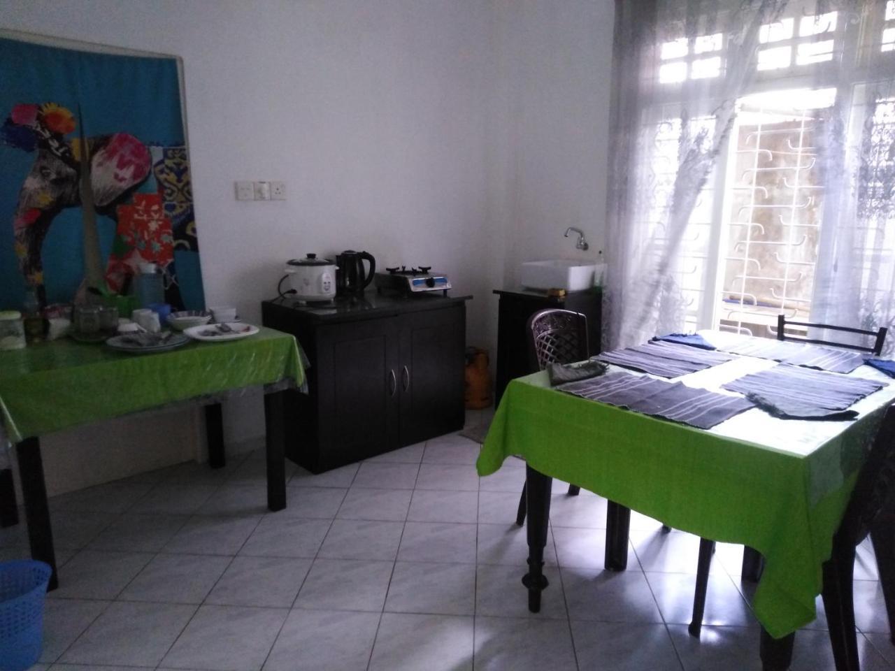 Anusha Apartment 15 Homestay Galle Ngoại thất bức ảnh
